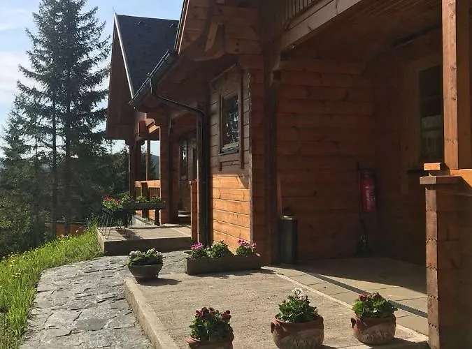 Glueckliche Elfen Nyaraló Sankt Kathrein am Hauenstein