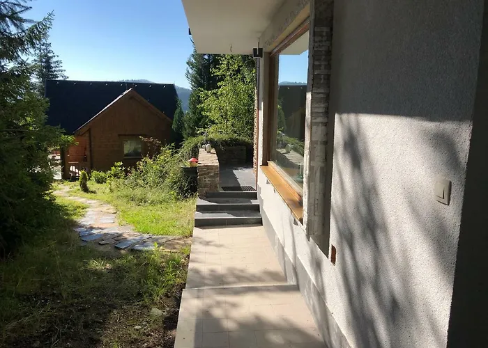 Glueckliche Elfen Nyaraló *